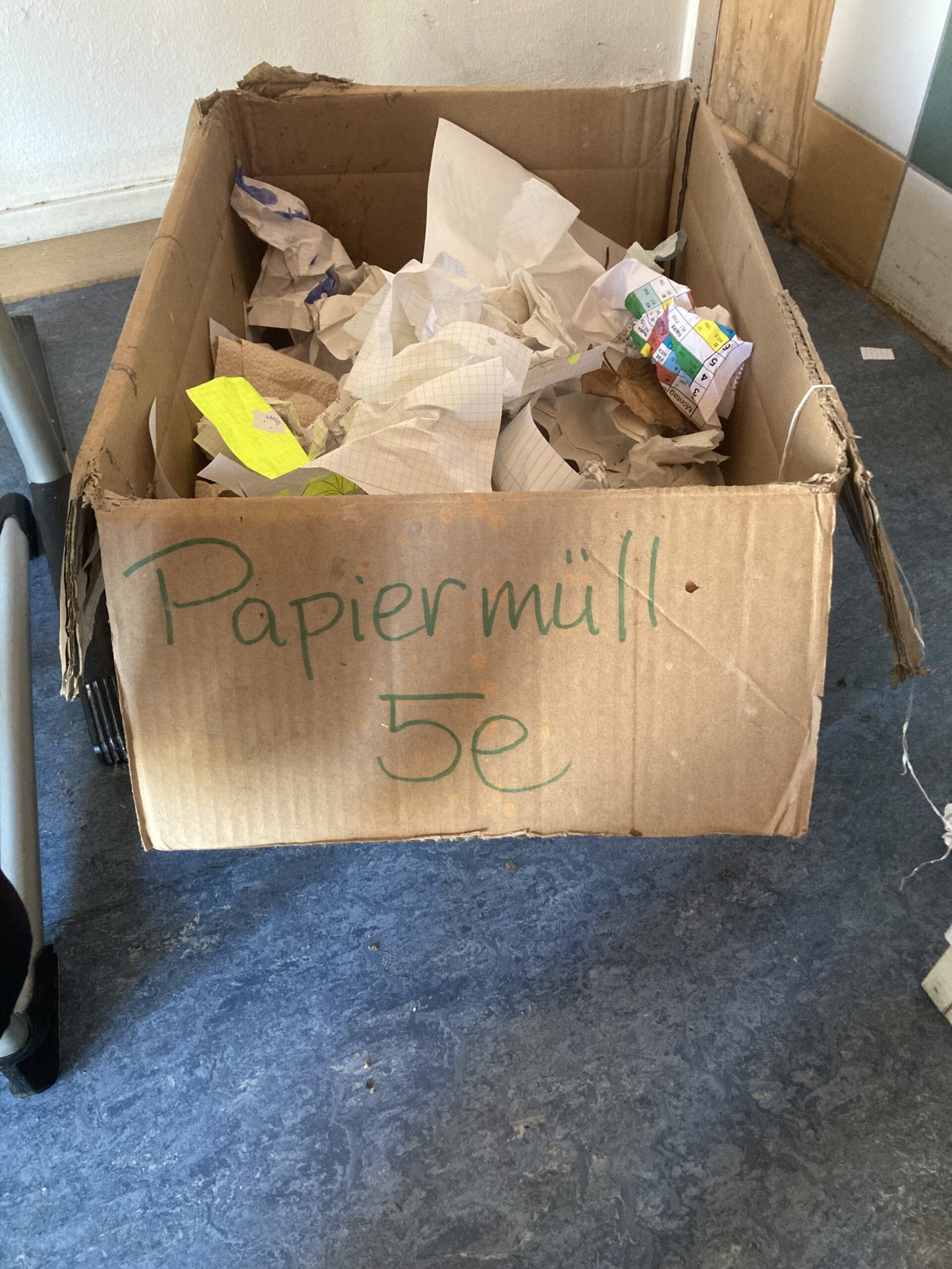 Papierdienst an der Ev. Gesamtschule Gelsenkirchen-Bismarck